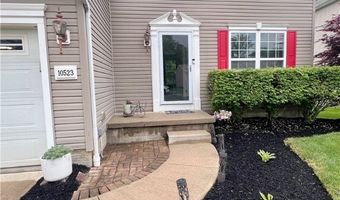 10523 Herrington Dr, Aurora, OH 44202