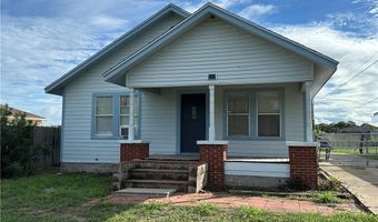 511 W Highland Ave, Aransas Pass, TX 78336