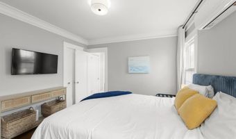 2952 Rosecrans St, San Diego, CA 92106