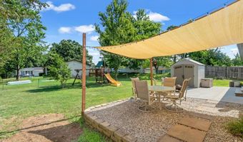 2302 Crystal Wood Dr, Arnold, MO 63010
