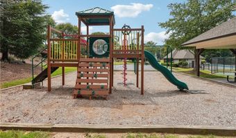 9320 Old Preserve Trl, Ball Ground, GA 30107