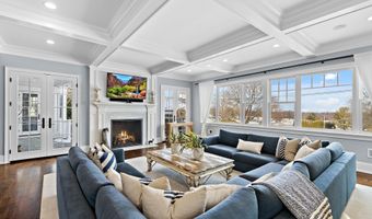9 Beacon Hill Rd, Atlantic Highlands, NJ 07716