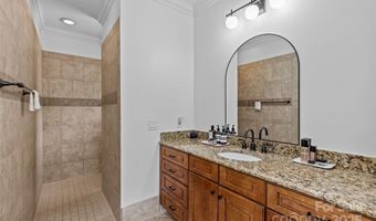 2617 Bay St, Charlotte, NC 28205