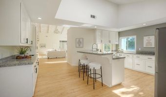 2039 E Mission Rd, Fallbrook, CA 92028
