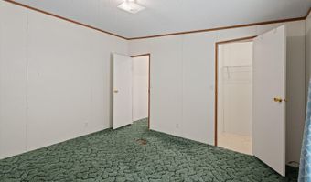 1008 W Maple Ave, Barnsdall, OK 74002