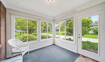 425 W Oregon Rd St, Adrian, MI 49221