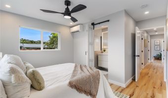 614 Kalolina St A, Kailua, HI 96734