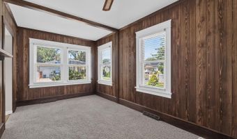 30 W Park Ave, Avenel, NJ 07001