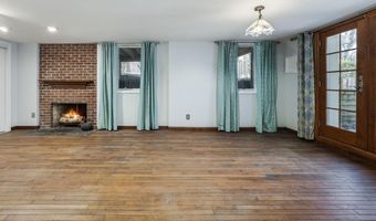 2018 SWAN Ter, Alexandria, VA 22307