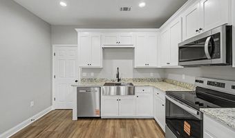 515 Birch St 8, Adel, GA 31620