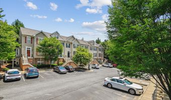 20 HARBOUR HEIGHTS Dr 20, Annapolis, MD 21401