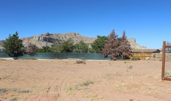 1015 E Canyon Dr, Big Water, UT 84741