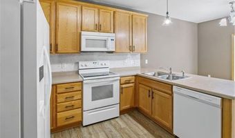 6785 Pine Crest Trl S, Cottage Grove, MN 55016