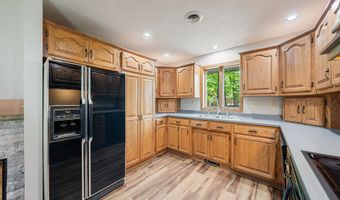 1711 E ROBIN Way, Appleton, WI 54915