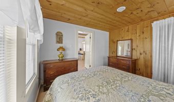 65 Lakeview Ave, Bristol, NH 03222