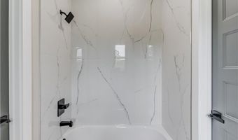 37 Deer Canyon Dr, Auburn, GA 30011