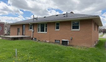 1290 Parkway Blvd, Alliance, OH 44601