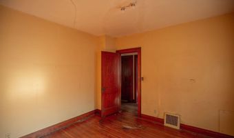 608 E Elm St, Algona, IA 50511