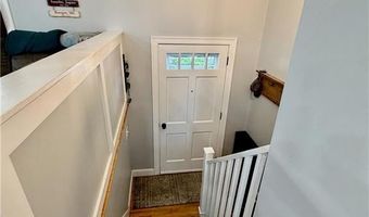 770 Metacom Ave, Bristol, RI 02809