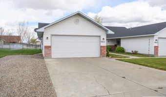 2851 E Chasewood Dr, Ammon, ID 83406