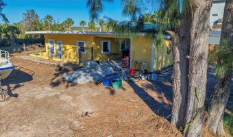 3205 GULF Dr, Aripeka, FL 34679