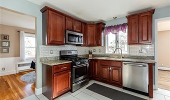 26 Dover Ave, East Providence, RI 02914