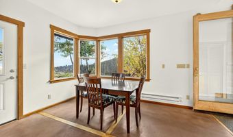 2026 Ashland Mine Rd, Ashland, OR 97520