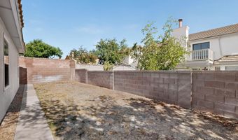 7804 Oakland Ave NE, Albuquerque, NM 87122