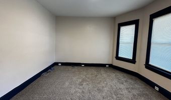 40 Hansen Ave Floor 1, Bridgeport, CT 06605