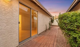 1722 N COMANCHE Dr, Chandler, AZ 85224