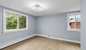 20 Colonial Dr 10, Andover, MA 01810