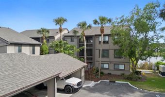 652 LAKE VILLAS Dr D, Altamonte Springs, FL 32701