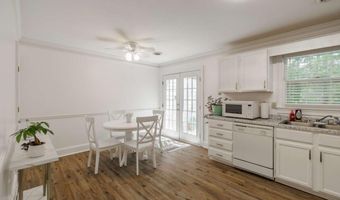 114 Barrington Dr 4, Athens, GA 30605
