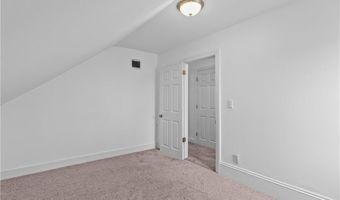 136 Juniper St, East Providence, RI 02914