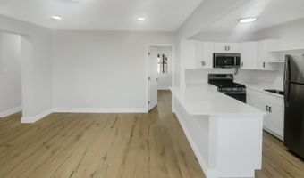 1821 La Veta Dr NE, Albuquerque, NM 87110