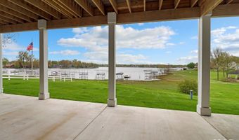 40561 N Newport Dr, Antioch, IL 60002