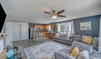 3166 SW Arlan Ln, Ankeny, IA 50023