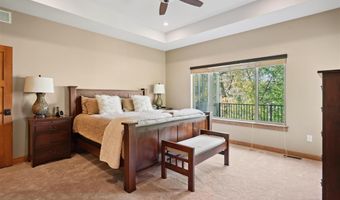 2055 Silver Maple Trl, North Liberty, IA 52317
