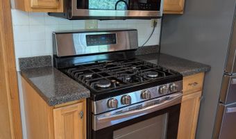 202 North Ln, Albert Lea, MN 56007