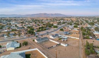 10966 Neola Rd, Apple Valley, CA 92308