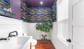 5 Dennis Ave, Cranston, RI 02905