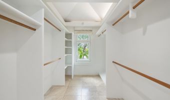 756 Mokulua Dr, Kailua, HI 96734