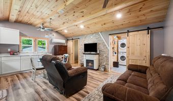 14 JOHNS Rd, Augusta, WV 26704