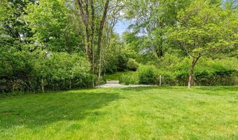 592 Sugar Rd, Bolton, MA 01740