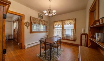 602 W ADAMS St, Abingdon, IL 61410
