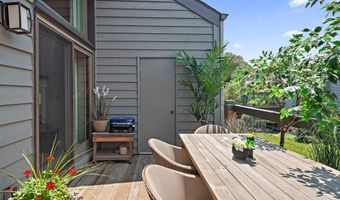 4 SPA CREEK Lndg B3, Annapolis, MD 21403