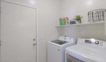 687 N GREGORY Pl, Chandler, AZ 85226