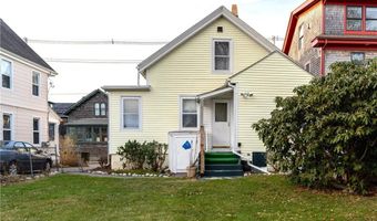 17 Warner St, Newport, RI 02840