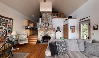 12 Lake Dr, Chesterfield, NH 03462