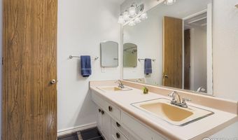 685 Daphne St, Broomfield, CO 80020